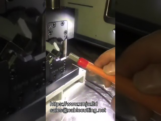 Crimpador para Terminais Tubulares: Guia de Crimpagem de Fios até 4mm²