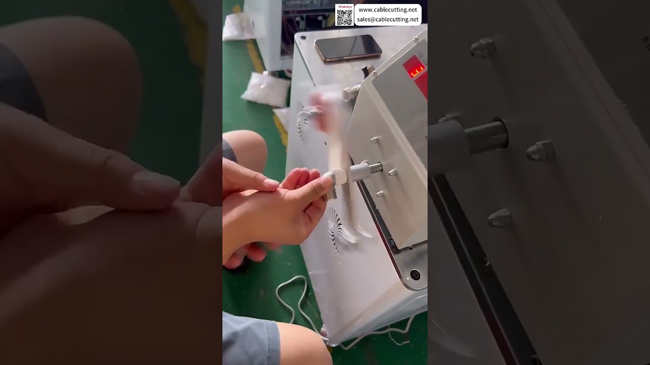 Máquina de Enrolamento e Embalagem de Fita com Controle de Precisão e Operações Personalizadas para Configurações Industriais