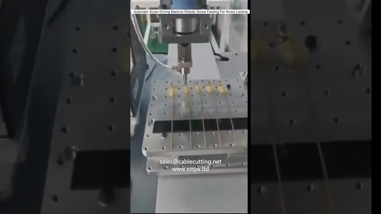 Máquina Automática de Aparafusamento Robótico - Alimentação e Travamento de Parafusos