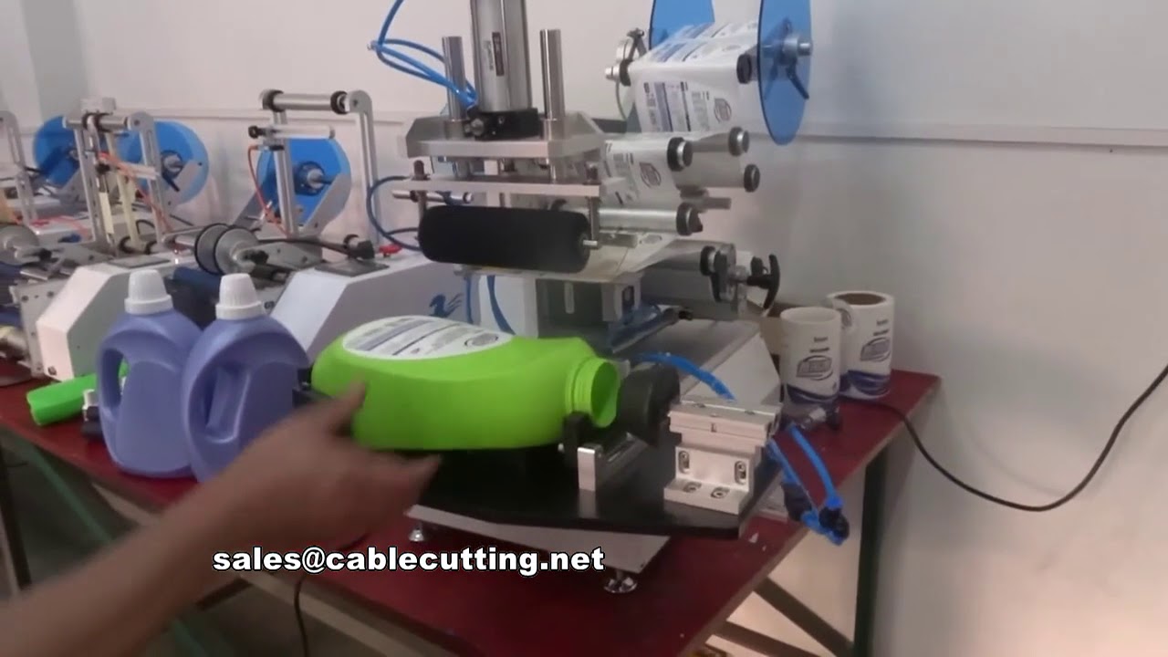 Máquina Rotuladora para Frascos Planos de Detergente Líquido PE | Eficiência e Precisão