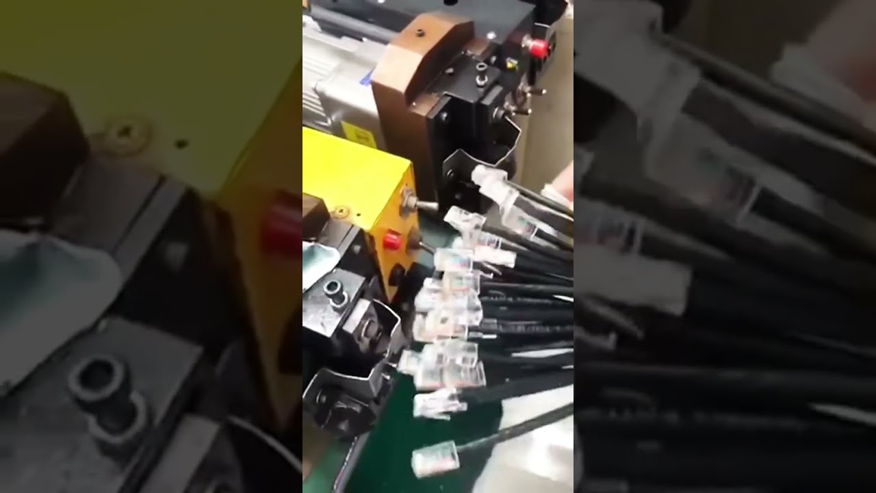 Vídeo Real de Crimpagem de Cabo de Rede e Conector RJ-45 | #fábrica #máquina