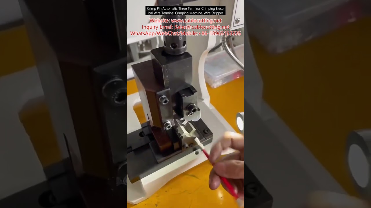 Máquina Automática de Crimpagem de 3 Terminais para Pinos e Fios Elétricos - Decapagem Integrada