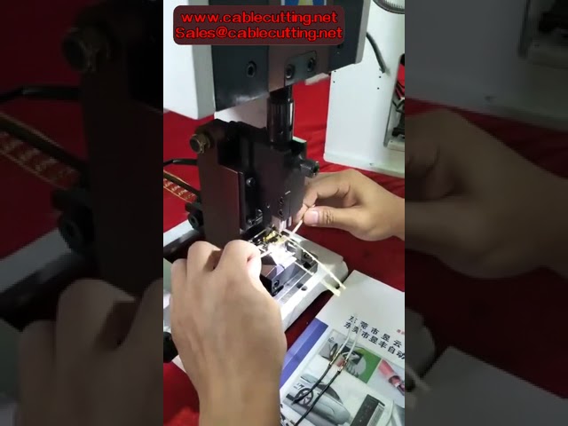 Máquina de Desencapar e Cortar Fios Automática YHT-2 com Tela Touch – Para Cabos Redondos de 3 a 13mm