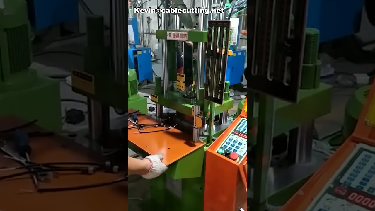 Máquina de Injeção Manual Compacta para Plugues à Prova d'Água PA66 e Conectores de Cabo