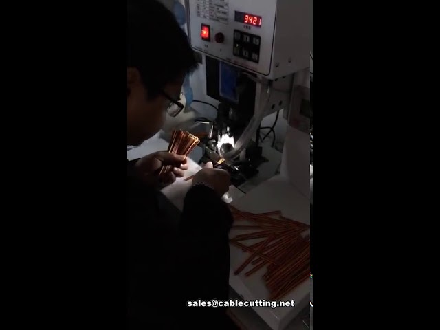 Máquina Semi-Automática de Crimpagem para Cabos Flat – Alta Eficiência