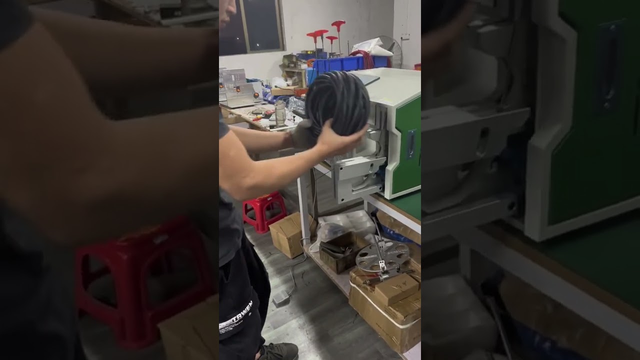Máquina Automática de Bobinagem e Amarração para Chicotes Elétricos com Tubo Corrugado
