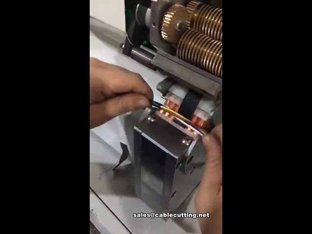 Máquina Automática de Fita para Chicotes Elétricos e Enrolamento de Pontas de Fio