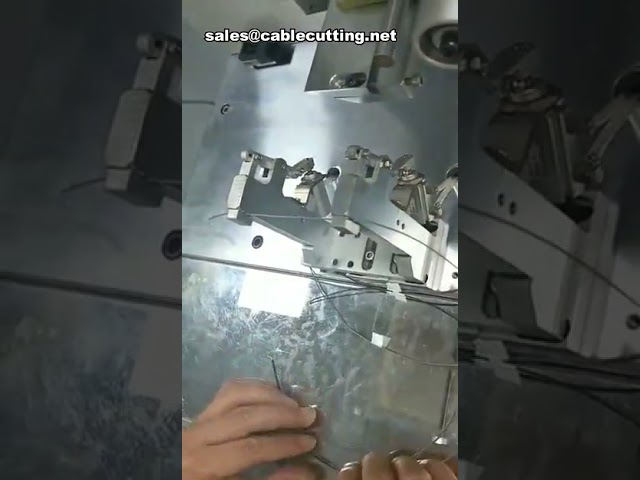 Máquina de Etiquetar Cabos e Fabricar Tubos Plásticos para Automóveis - Etiqueta Semi-Dobrável