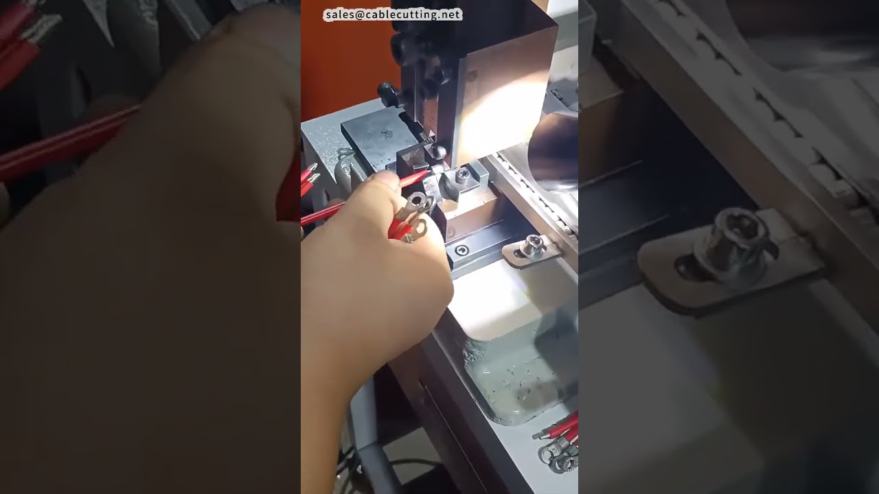 Alimentador Vibratório para Terminais de Anel de Aterramento | Vídeo de Fabricante