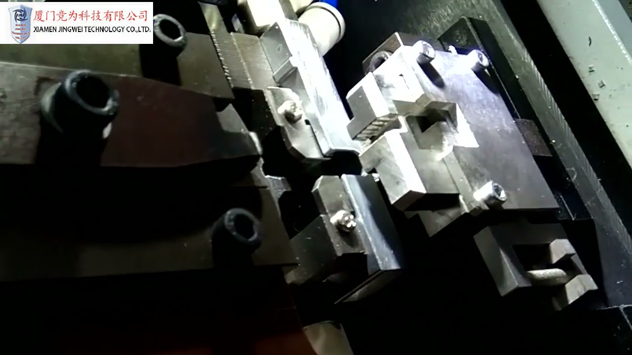 Máquina de Decapagem e Crimpagem de Cabos para Chicotes Elétricos – Processo Eficiente